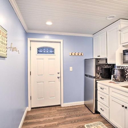 Updated Williamstown Apartment With Kitchen! Exterior foto