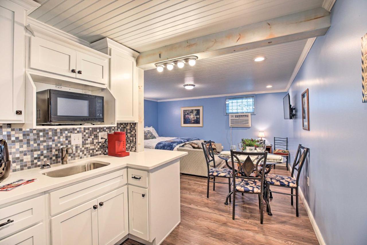 Updated Williamstown Apartment With Kitchen! Exterior foto