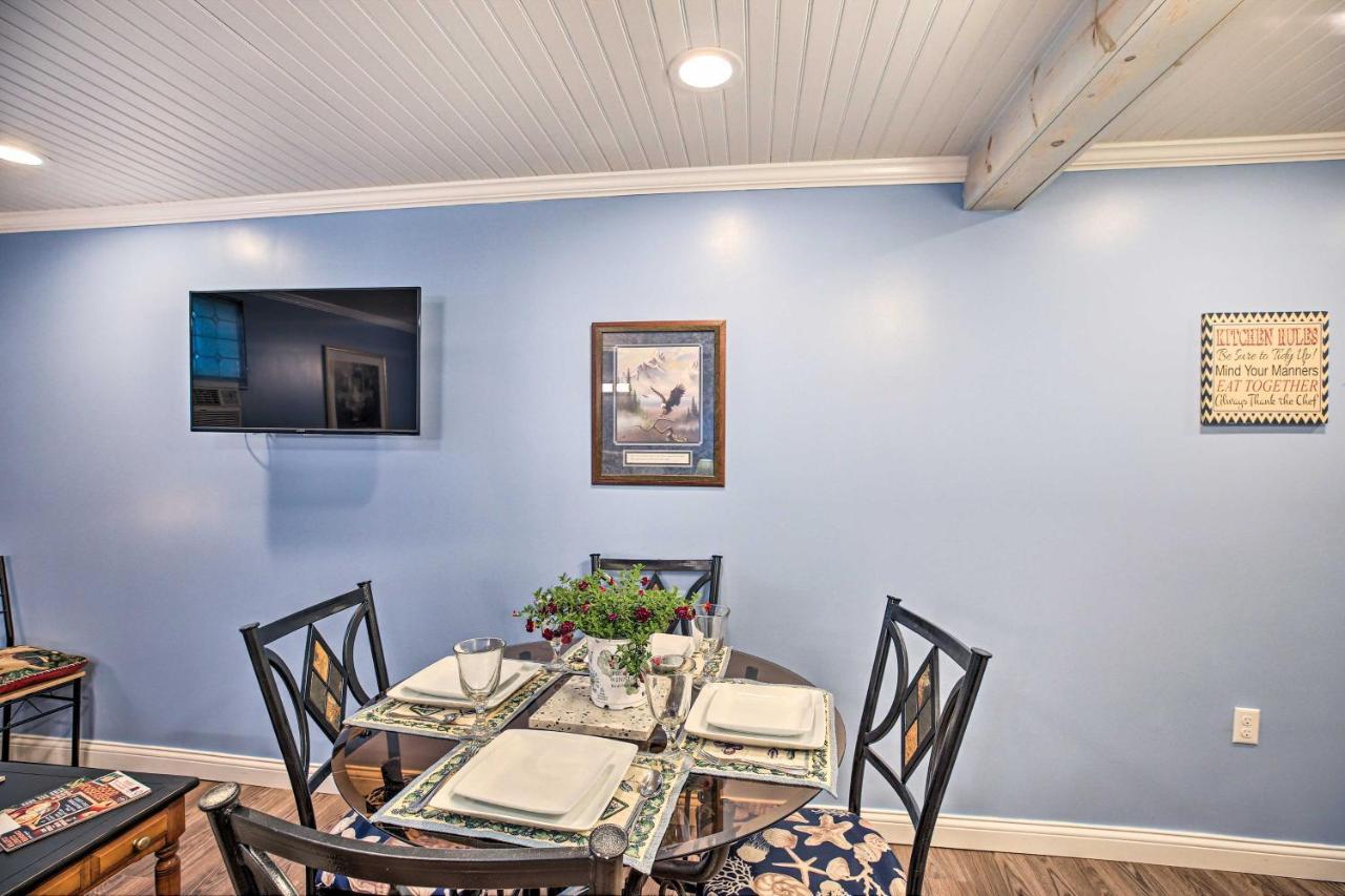 Updated Williamstown Apartment With Kitchen! Exterior foto